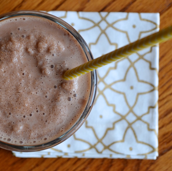 Reese's Shake under 100 calories // THE HIVE